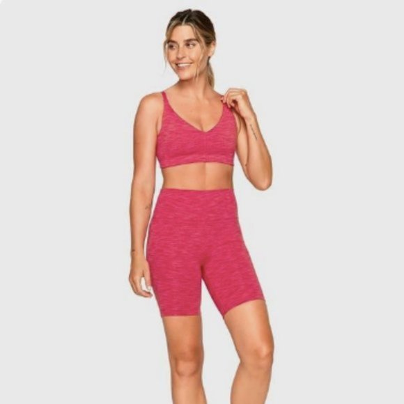 Outdoor Voices Pants - Outdoor Voices Freeform Shorts in Prickly Pear